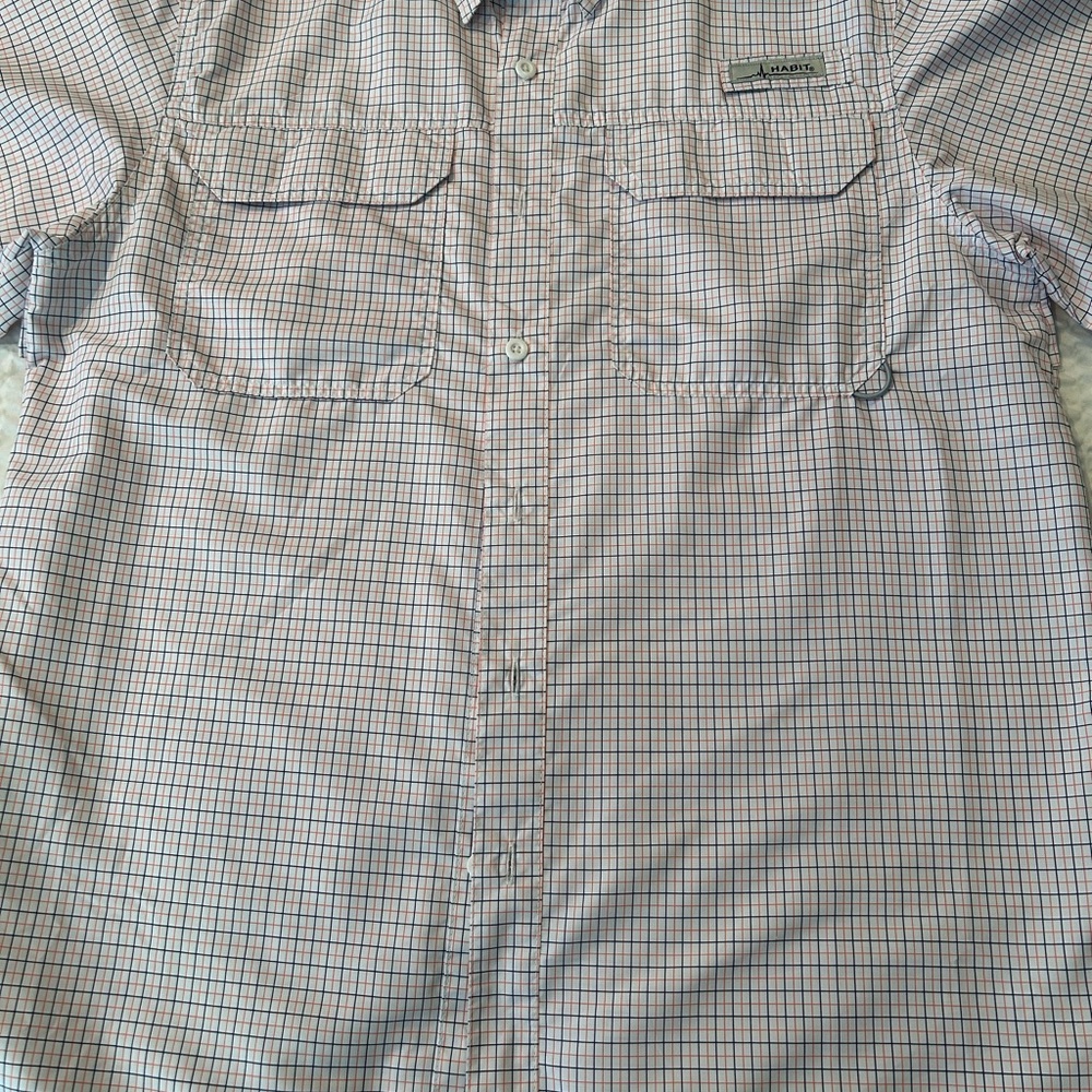 NWOT-Mens Habit Sports Vented Button Down Shirt Medium